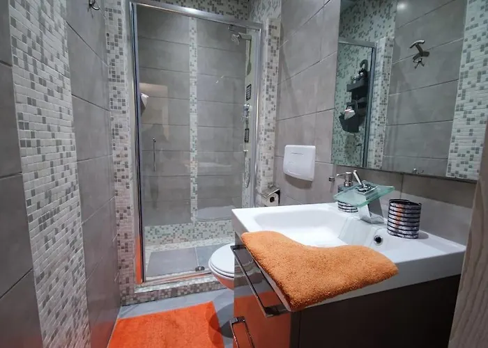 Detached House With Garden And Sea View Hétvégi ház San Remo