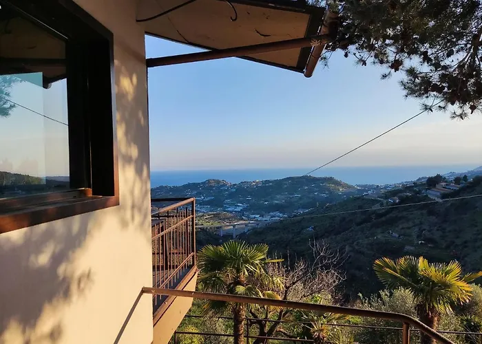 Detached House With Garden And Sea View Hétvégi ház